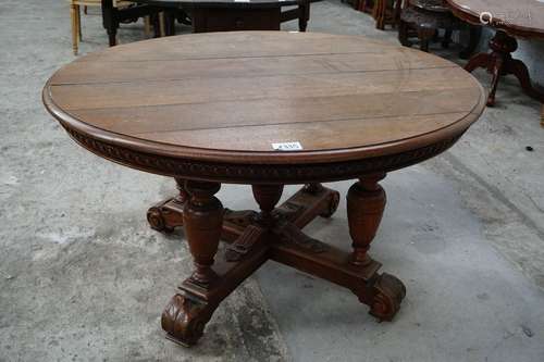 OVALE HENRY II TAFEL