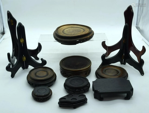 A collection of wooden stands 18cm Qty.