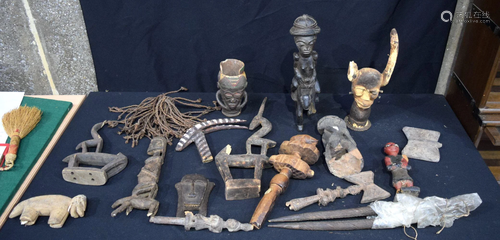 TRIBAL AFRICAN ART - Mixed Lot (qty)