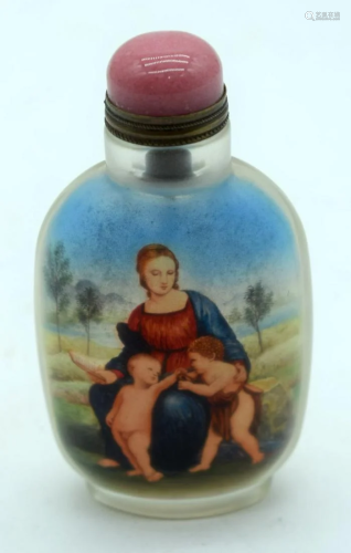 A Chinese glass snuff bottle decorated with a European