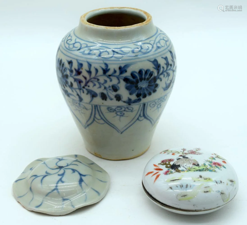 A small Chinese blue and white vase decorated with