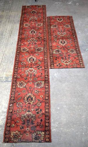 A Red ground runner 390 x 69cm (2)