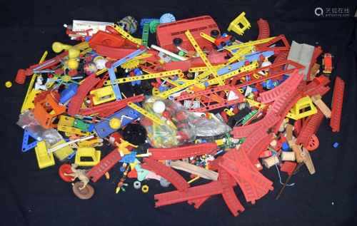 A collection of vintage plastic toy construction items