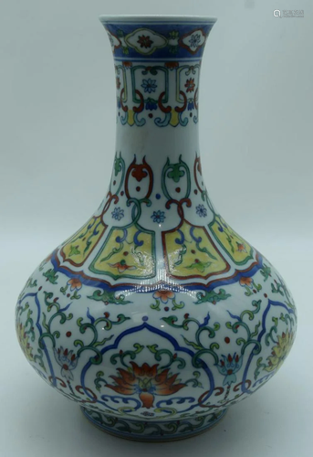 A Chinese DOUCAI vase decorated with lotus flower 31cm