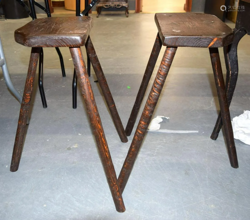 A PAIR OF ANTIQUE CUTLERS STOOLS. 61 cm x 35 cm x 40