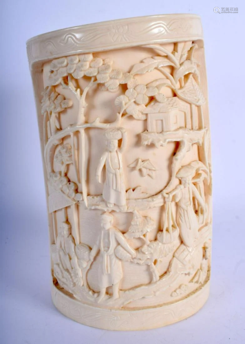 AN EARLY 20TH CENTURY CHINESE CARVED BONE TUSK VASE