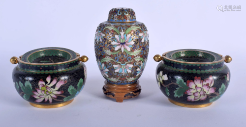 A PAIR OF CHINESE REPUBLICAN PERIOD CLOISONNE E…