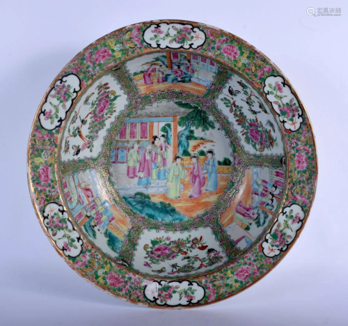A LARGE 19TH CENTURY CHINESE CANTON FAMILLE ROSE