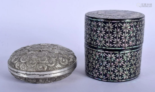 A 19TH CENTURY ASIAN MOTHER OF PEARL INLAID LACQUER…