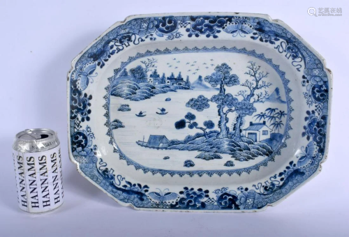 A LARGE 18TH CENTURY CHINESE BLUE AND WHITE PORCEL…