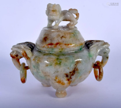 AN EARLY 20TH CENTURY CHINESE TWIN HANDLED JADE CEN…