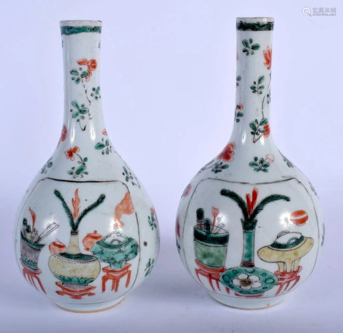 A RARE PAIR OF 17TH CENTURY CHINESE FAMILLE VERTE