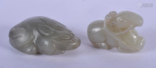 TWO CHINESE CARVED JADE BEASTS 20th Century. Largest