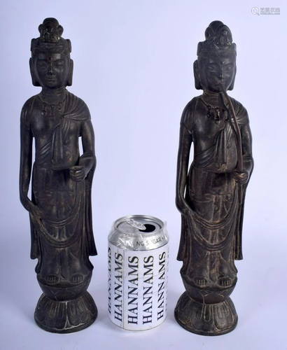 A PAIR OF 19TH CENTURY CHINESE BRONZE FIGURES OF