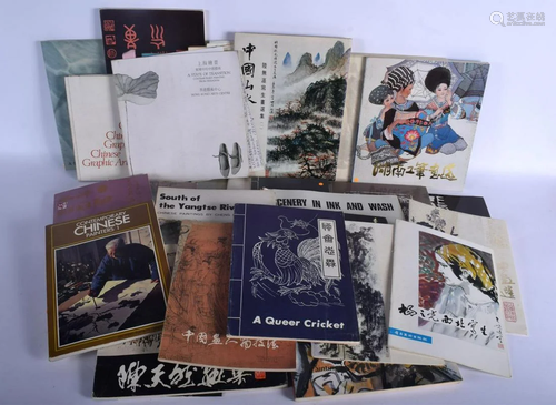 A BOX OF CHINESE REFERENCE BOOKS. (qty)