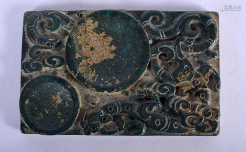 AN EARLY 20TH CENTURY CHINESE CARVED JADE INK STONE