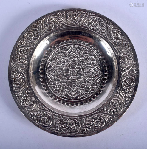 A CONTINENTAL SILVER EMBOSSED DISH. 52 grams. 14 cm