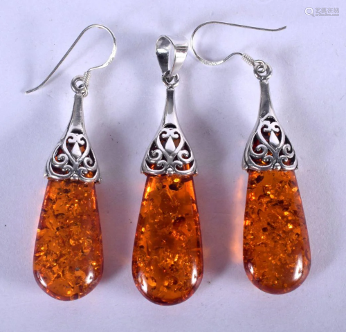 TWO SILVER AMBER EARRINGS and a pendant. 11.5 grams.