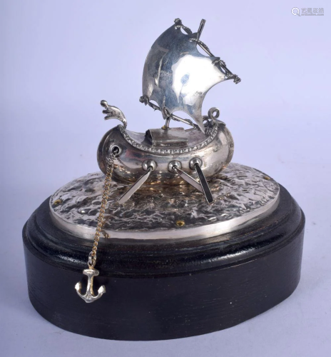 A CONTINENTAL SILVER GALLEON. 240 grams overall. 11 cm