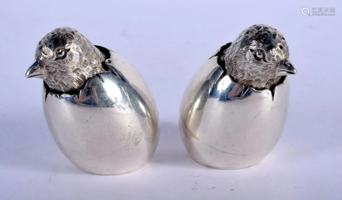 A PAIR OF EDWARDIAN SILVER CHICK CONDIMENTS. London