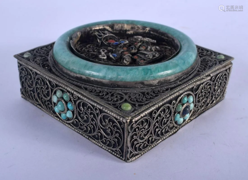 A CONTINENTAL WHITE METAL JADE CORAL AND TURQUOISE BOX.