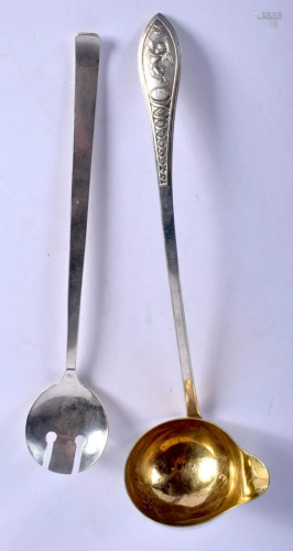 TWO SILVER SPOONS. 61 grams. Largest 20 cm long. (2)