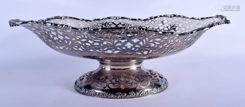 A LARGE STERLING SILVER OPENWORK FRUIT BASKET. 1158