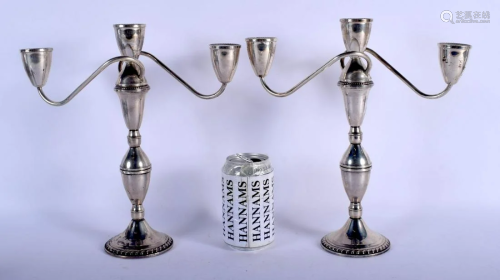 A PAIR OF STERLING SILVER CANDLESTICKS. 1380 grams