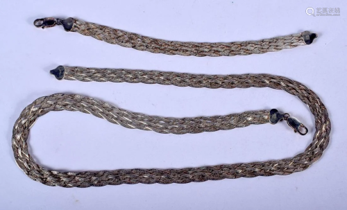 A SILVER NECKLACE and bracelet. 38 grams. Largest 60 cm