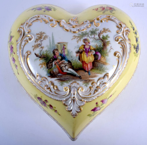 AN EARLY 20TH CENTURY DRESDEN HEART SHAPED PORCELAIN