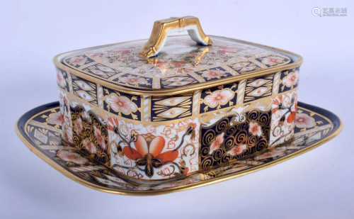 Royal Crown Derby rare box, cover and stand painted
