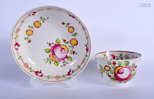 AN 18TH CENTURY ENGLISH PEARLWARE TEABOWL AND SAUCER