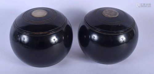 A RARE PAIR OF ANTIQUE NOVELTY TOBACCO JARS AND COV…