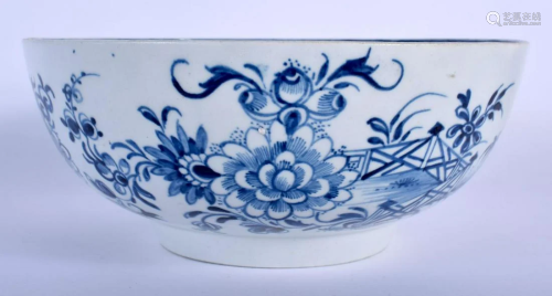 18th c. Liverpool bowl painted in blue with a fence,