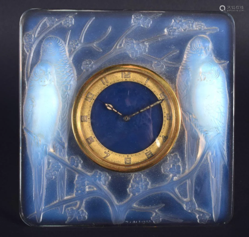 AN ART DECO FRENCH RENE LALIQUE GLASS CLOCK Designed
