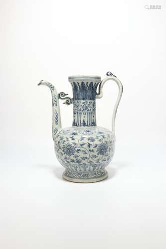 chinese blue and white porcelain ewer