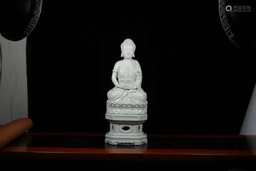 chinese dehua white porcelain figurine