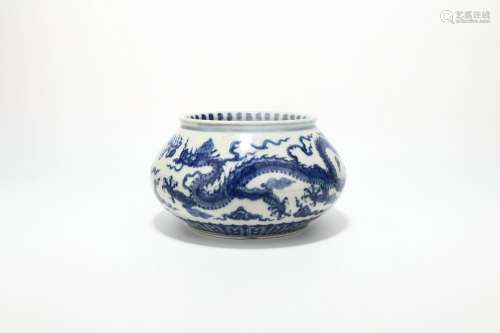 chinese blue and white porcelain brush washer