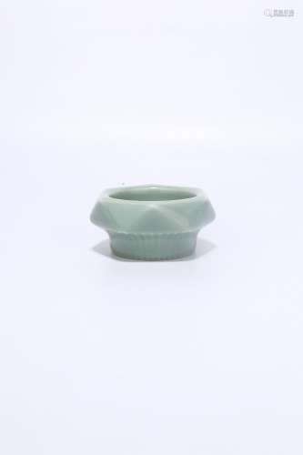 chinese celadon glazed porcelain brush washer