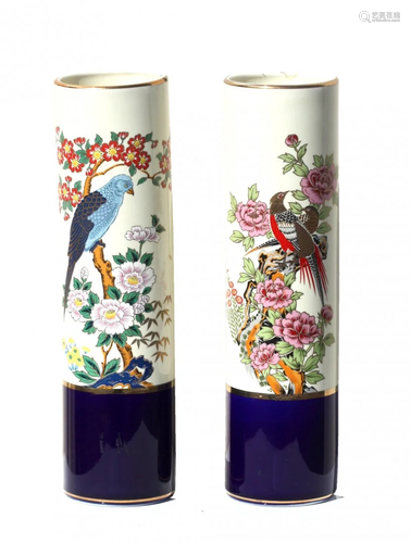 A Pair of Japanese Kutani Style Porcelain Vases