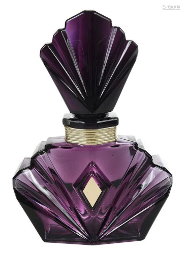 Elizabeth Taylor Passion Factice Perfume Bottle