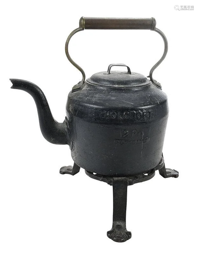 Cast Iron Holcroft Kettle and Trivet