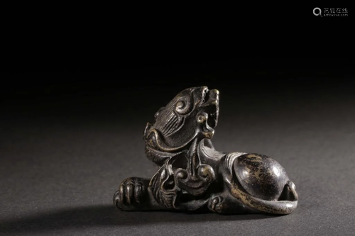 Chinese Bronze Paper Weight