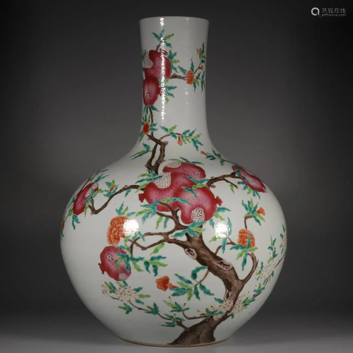 Chinese Famille Rose Porcelain Vase,Mark