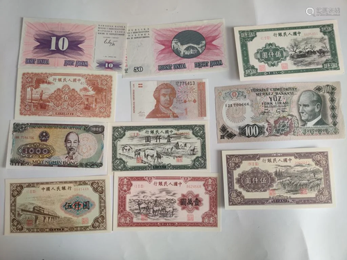 Group of World Wide Paper Money