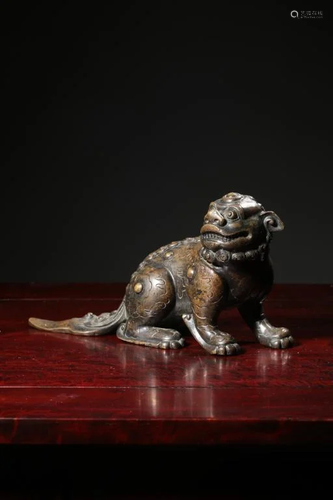 Qing Chinese Bronze Lion Paper Weight