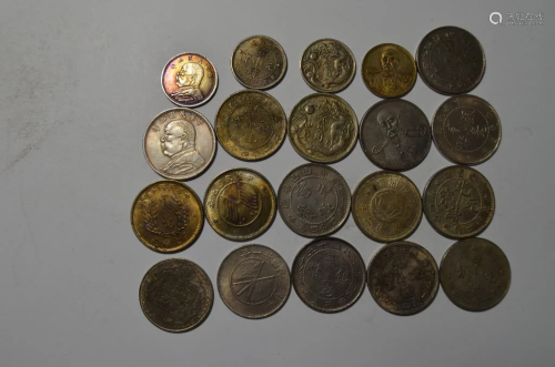 Group of Chinese Old Coins