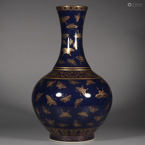 Chinese Blue Ground Porcelain Vase,Mark