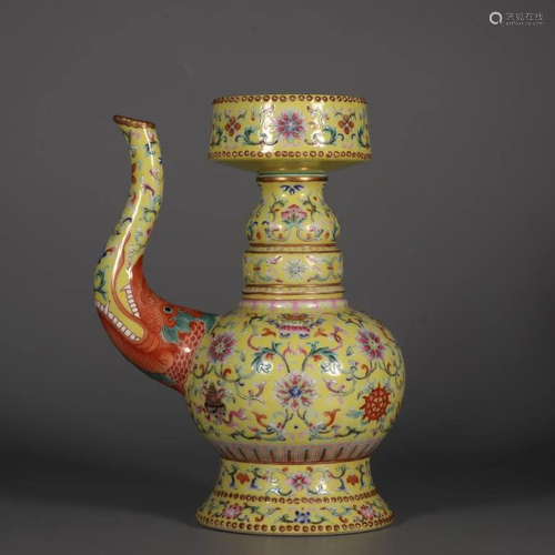 Chinese Yellow Ground Porcelain Ewer ,Mark