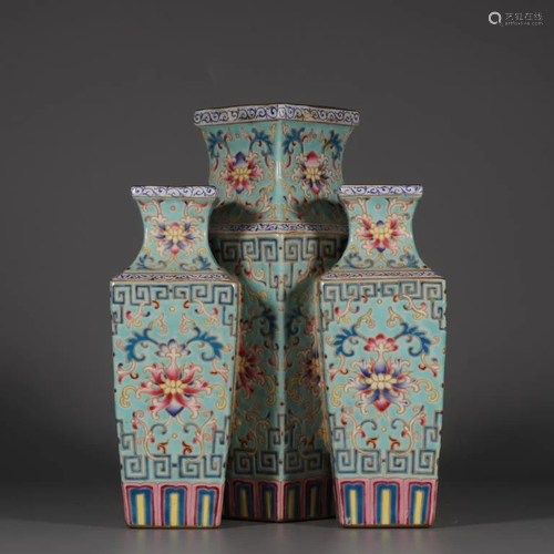 Chinese Famille Rose Porcelain Vase Group